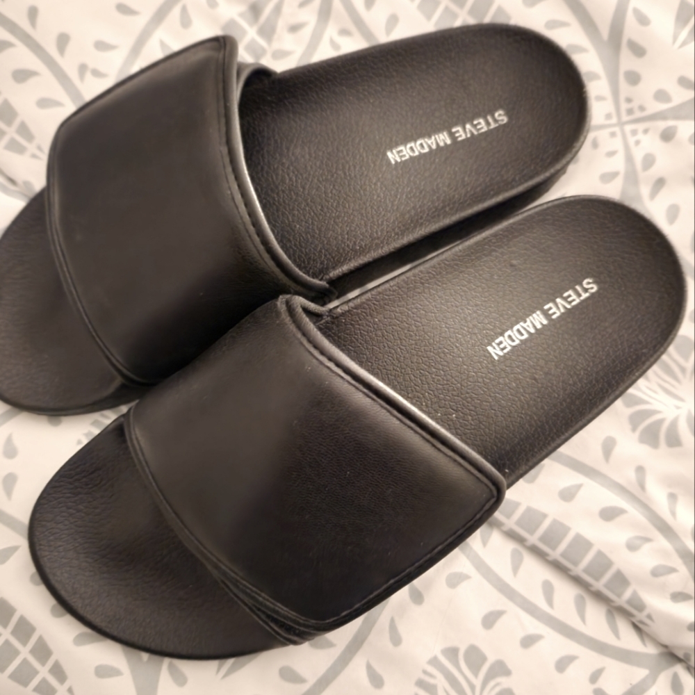 Steve Madden Sena size 8 slides new